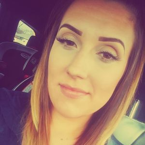 Meet your Posher, Angie